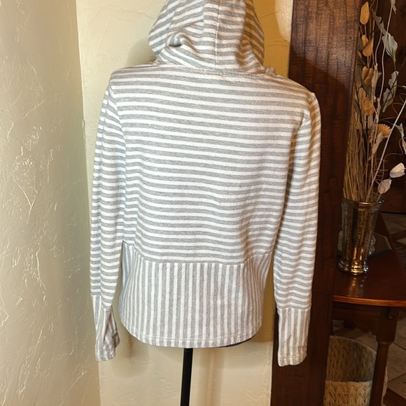 J Crew Hoodie - Picture 6 of 9